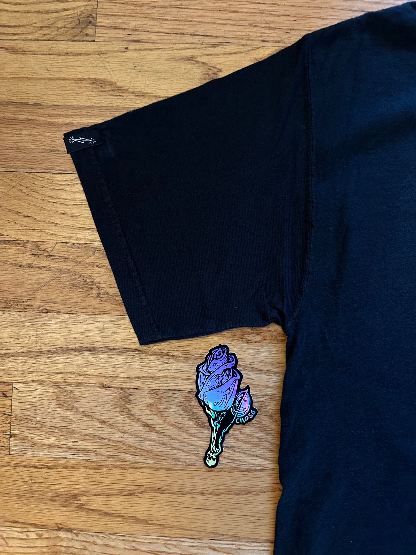 Rose Move Black Tee